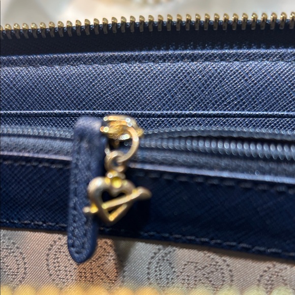 Michael Kors Red and Blue geometric Wallet - Picture 9 of 11